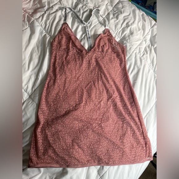 Victoria's Secret Mauve Lace Chemise - Picture 1 of 5